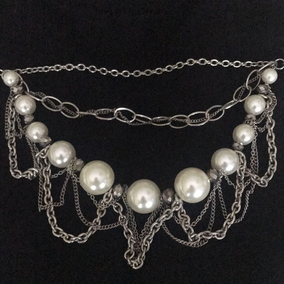 Silver and pearl necklace - Picture 5 of 5